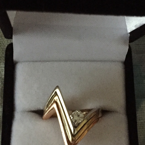 Unusual 14 kt wedding set - Picture 2 of 6